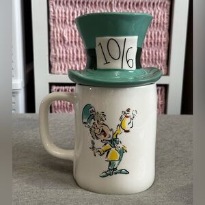 Rae Dunn x Disney Alice in Wonderland Mad Hatter Mug w/ Topper! 🎩☕